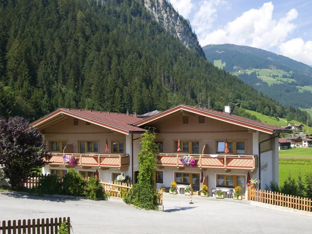 Alpin-Hotel Schrofenblick Mayrhofen Eksteriør billede